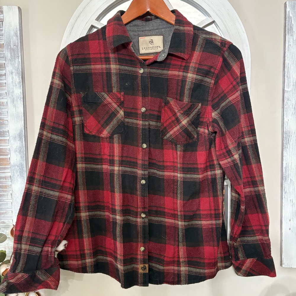 Legendary Whitetails women’s trail guide fleece button down shirt, SZ M